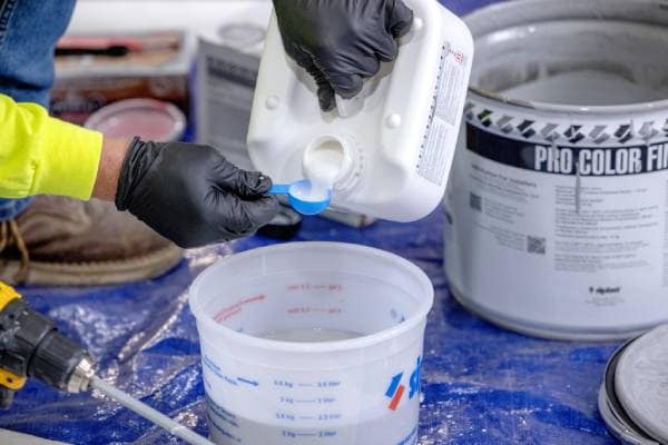 Pro Catalyst Liquid for Pro Color Finish