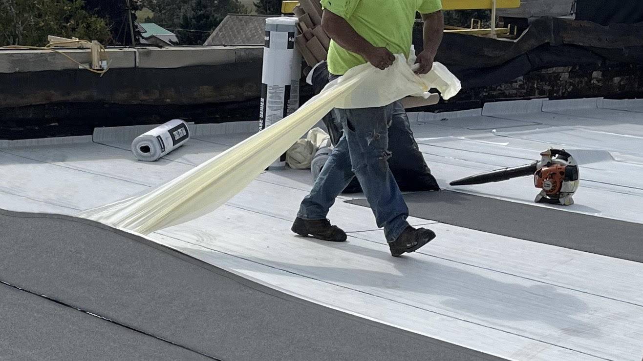 SBS-Mod Bit Self-Adhesive cap sheet