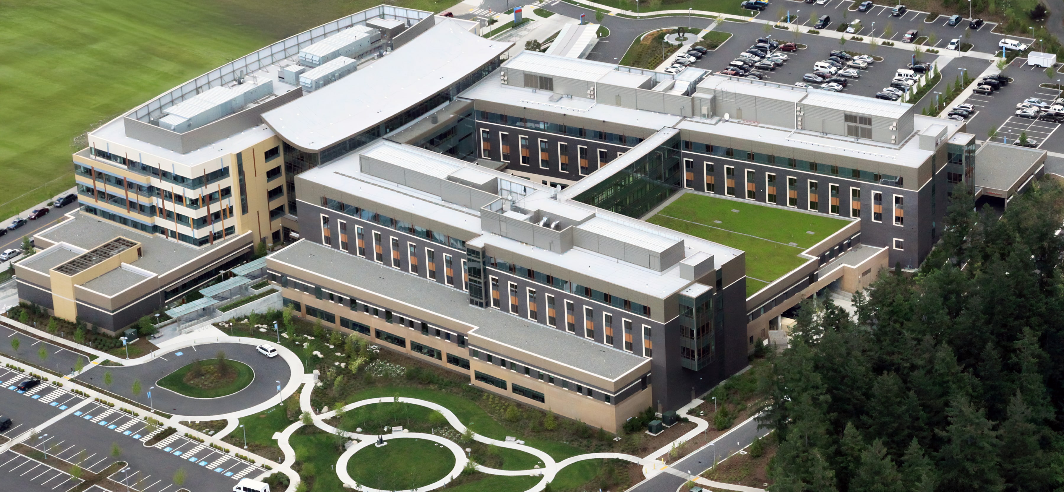 Aerial view of commercial roof with Siplast SBS-Modified Bitumen Products.